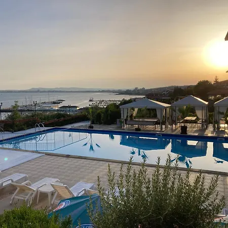 Dolce Blue Boho, Premium With Seaview سفيتي فلاس