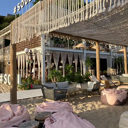 شقة Dolce Blue Boho, Premium With Seaview