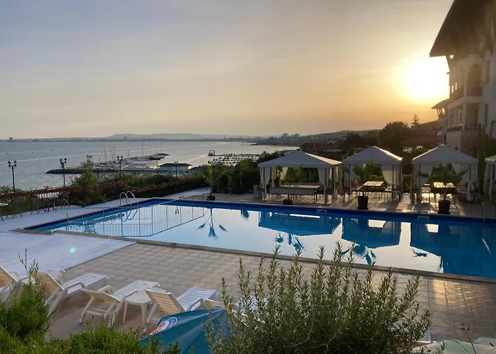 Dolce Blue Boho, Premium With Seaview Szveti Vlasz